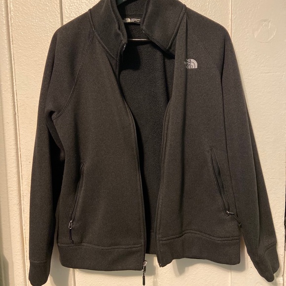 The North Face Sweater - Picture 1 of 4